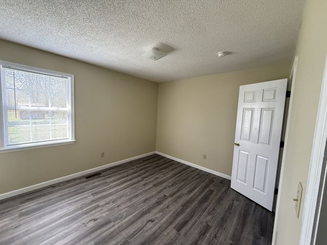 36 Little Fiery Dr, Tracy City, TN 37387