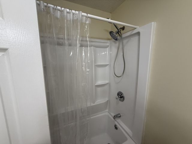 36 Little Fiery Dr, Tracy City, TN 37387