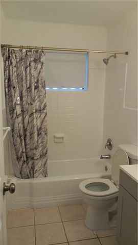 330 NW 38th Street, Deerfield Beach, FL 33064