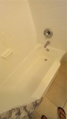 330 NW 38th Street, Deerfield Beach, FL 33064