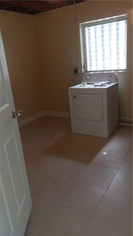 330 NW 38th Street, Deerfield Beach, FL 33064