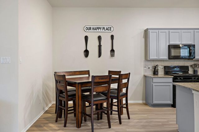 301 Normal School WAY, Liberty Hill, TX 78642