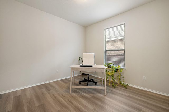 301 Normal School WAY, Liberty Hill, TX 78642