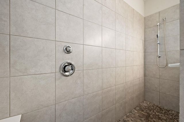 301 Normal School WAY, Liberty Hill, TX 78642