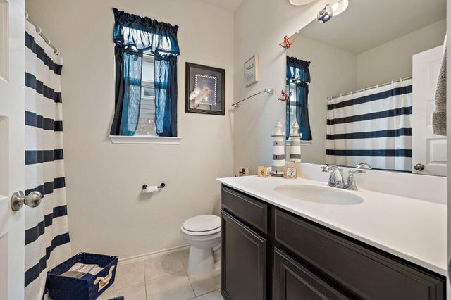 301 Normal School WAY, Liberty Hill, TX 78642