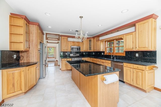 55 Green Terrace Way, West Milford Twp., NJ 07480