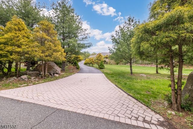 55 Green Terrace Way, West Milford Twp., NJ 07480