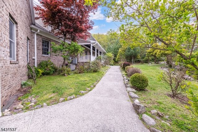 55 Green Terrace Way, West Milford Twp., NJ 07480