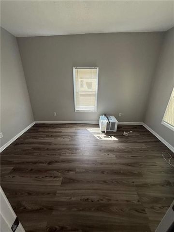 3318 E 24th Street, Kansas City, MO 64127