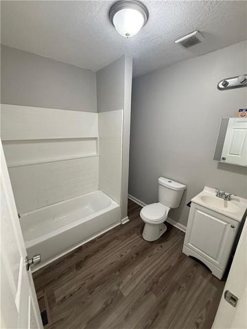 3318 E 24th Street, Kansas City, MO 64127