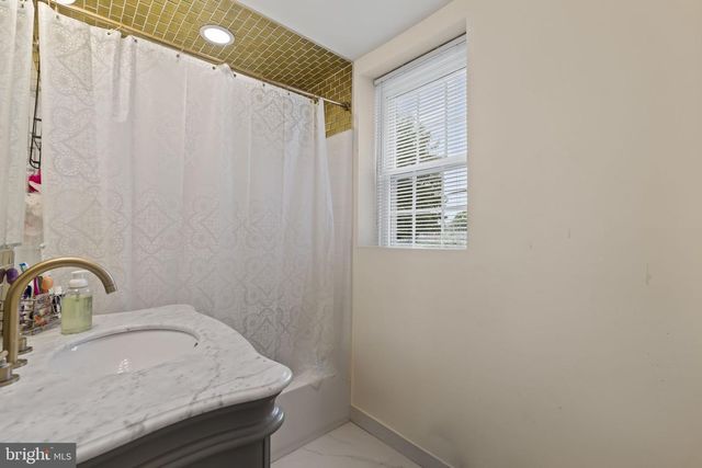 124 KINGSTON RD, Cheltenham, PA 19012