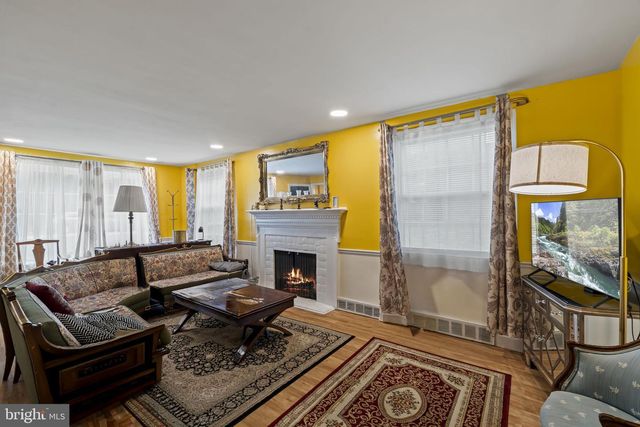 124 KINGSTON RD, Cheltenham, PA 19012
