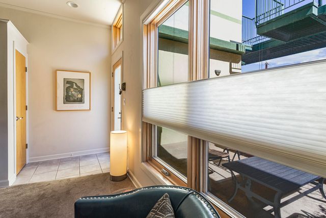 110 Richmond Drive SE UNIT 207, Albuquerque, NM 87106