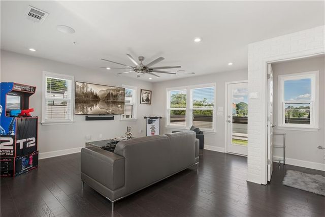 2111 Iverson SE Drive, Smyrna, GA 30080