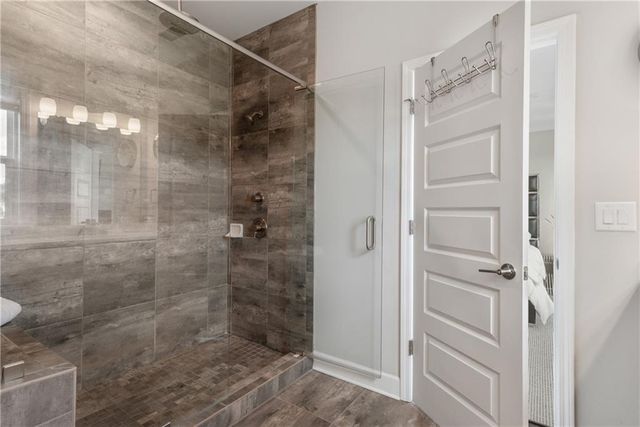 2111 Iverson SE Drive, Smyrna, GA 30080