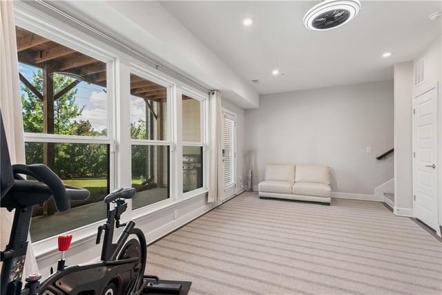 2111 Iverson SE Drive, Smyrna, GA 30080