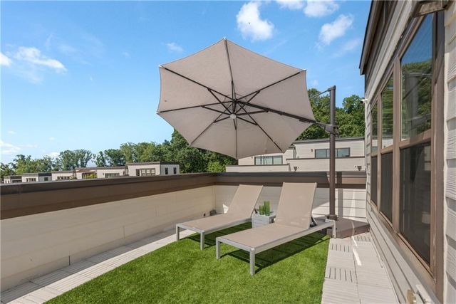 2111 Iverson SE Drive, Smyrna, GA 30080