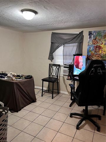 811 NE 20TH STREET A & B, Gainesville, FL 32641
