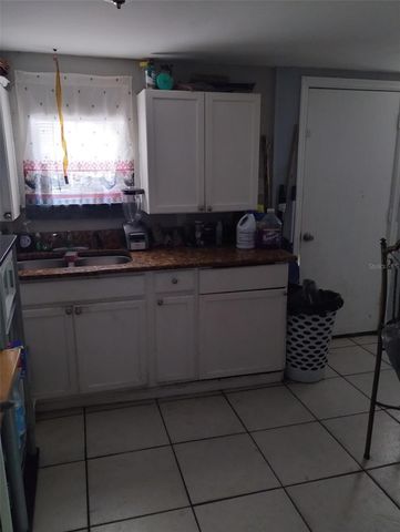 811 NE 20TH STREET A & B, Gainesville, FL 32641