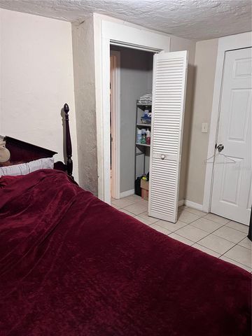 811 NE 20TH STREET A & B, Gainesville, FL 32641