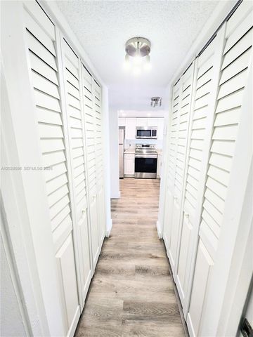 16465 NE 22nd Avenue 610, North Miami Beach, FL 33160