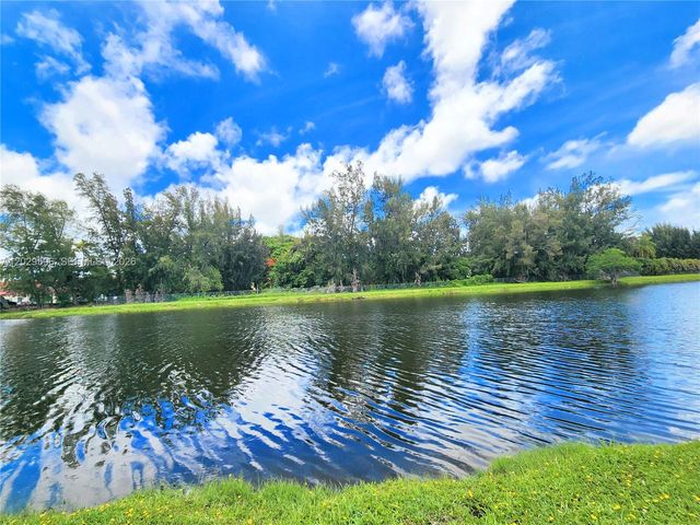16465 NE 22nd Avenue 610, North Miami Beach, FL 33160