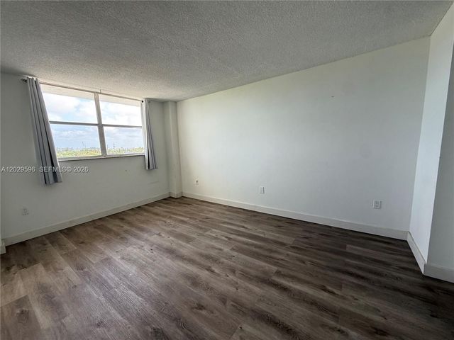 16465 NE 22nd Avenue 610, North Miami Beach, FL 33160