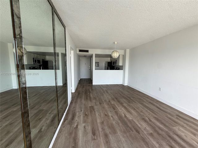 16465 NE 22nd Avenue 610, North Miami Beach, FL 33160