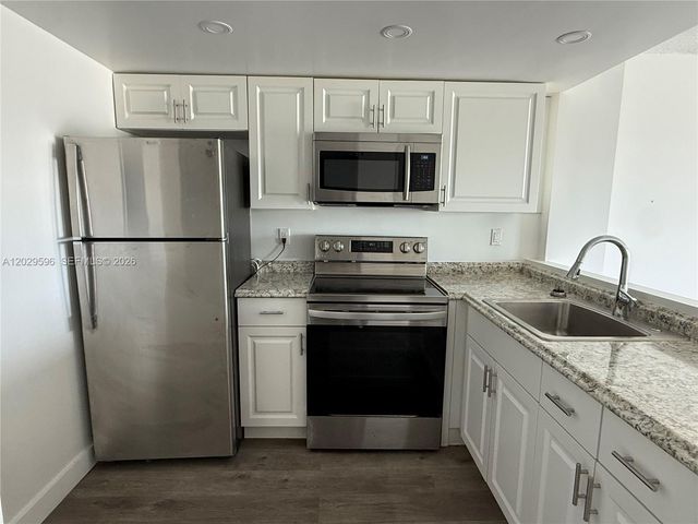 16465 NE 22nd Avenue 610, North Miami Beach, FL 33160