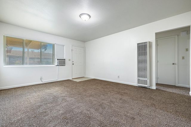 2840 N 1st Street, Fresno, CA 93703