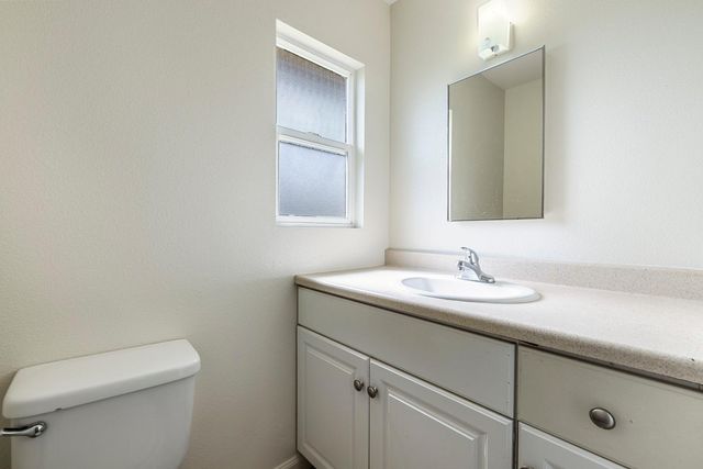 2840 N 1st Street, Fresno, CA 93703