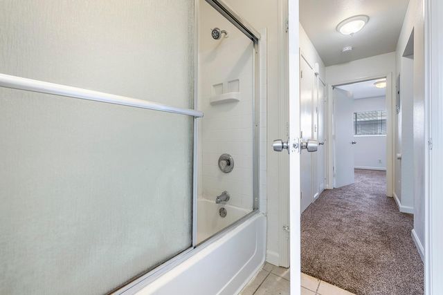 2840 N 1st Street, Fresno, CA 93703