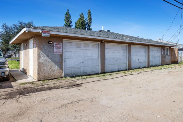 2840 N 1st Street, Fresno, CA 93703