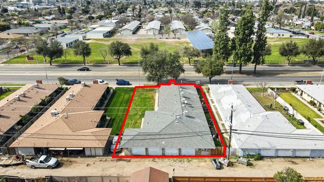 2840 N 1st Street, Fresno, CA 93703