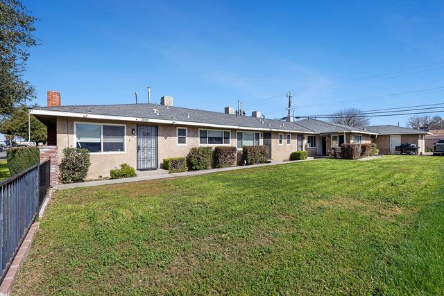 2840 N 1st Street, Fresno, CA 93703
