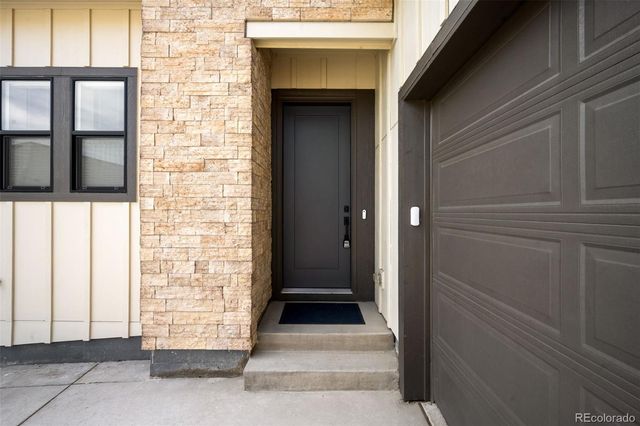 2015 Grayside Circle, Castle Rock, CO 80109