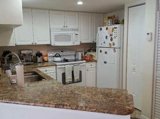 500 Crestwood Court N 517, Royal Palm Beach, FL 33411