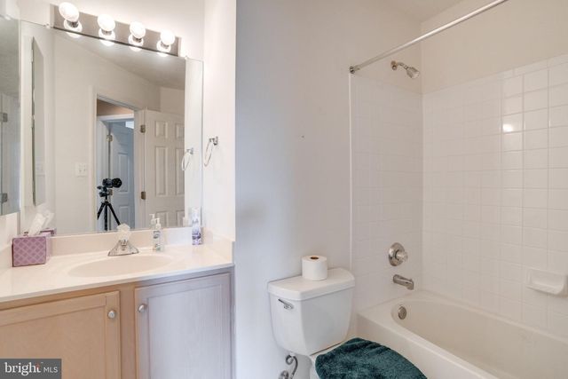 7345 BLOOMINGTON CT, Springfield, VA 22150