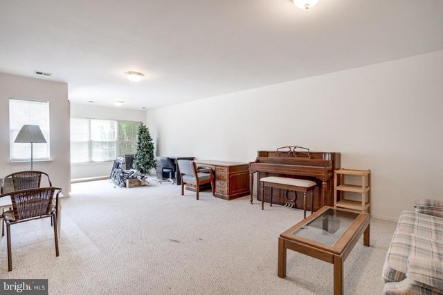 7345 BLOOMINGTON CT, Springfield, VA 22150