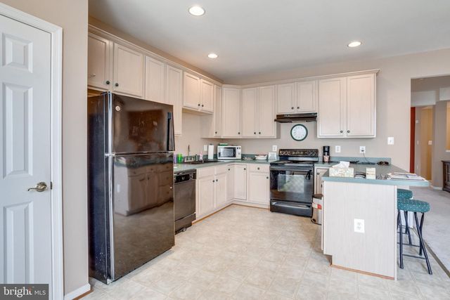 7345 BLOOMINGTON CT, Springfield, VA 22150
