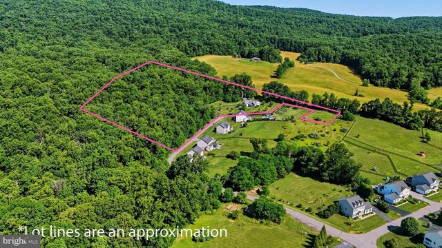 13855 PARIS BREEZE PL, Hillsboro, VA 20132