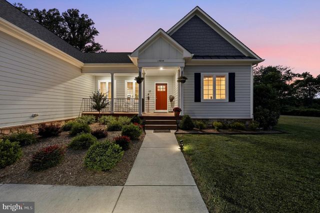 13855 PARIS BREEZE PL, Hillsboro, VA 20132