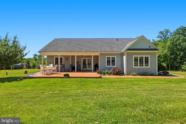 13855 PARIS BREEZE PL, Hillsboro, VA 20132