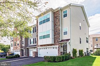 792 JACOBSEN CIR, Newark, DE 19702