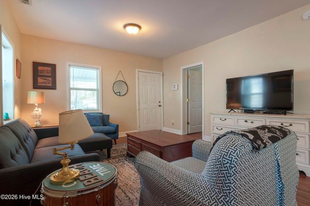 114 S 14th Street, Wilmington, NC 28401