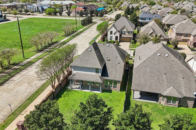 1123 Penny Worth Drive, Sugar Land, TX 77479