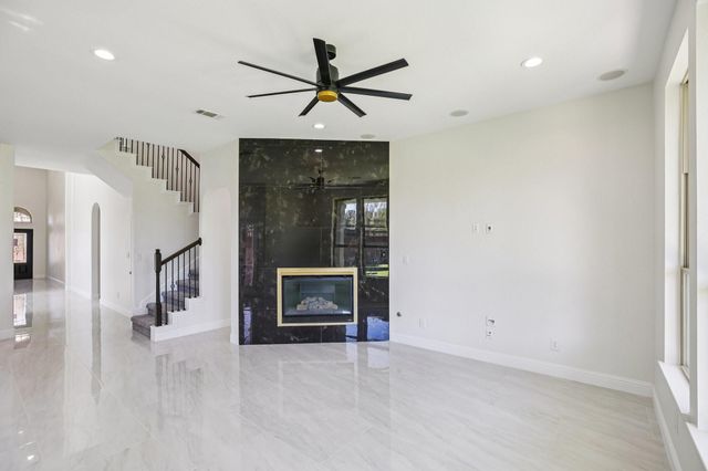 1123 Penny Worth Drive, Sugar Land, TX 77479