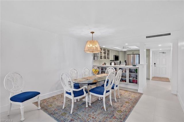 26000 Hickory BLVD 705, Bonita Springs, FL 34134