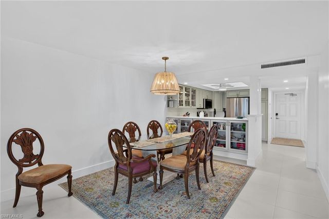 26000 Hickory BLVD 705, Bonita Springs, FL 34134