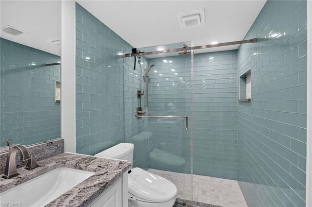 26000 Hickory BLVD 705, Bonita Springs, FL 34134